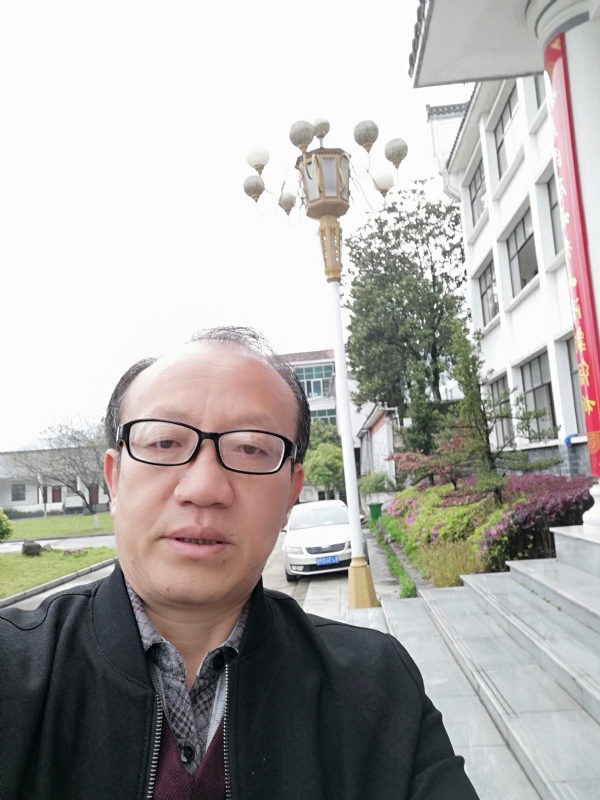 玫瑰祥云的第二张照片--黄梅中老年相亲网